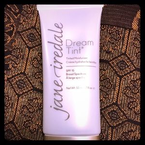 Jane Iredale Dream Tint Tinted Moisturizer